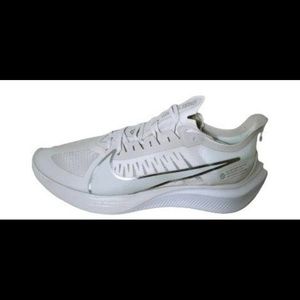 Nike Zero Gravity women’s white, size 8.5